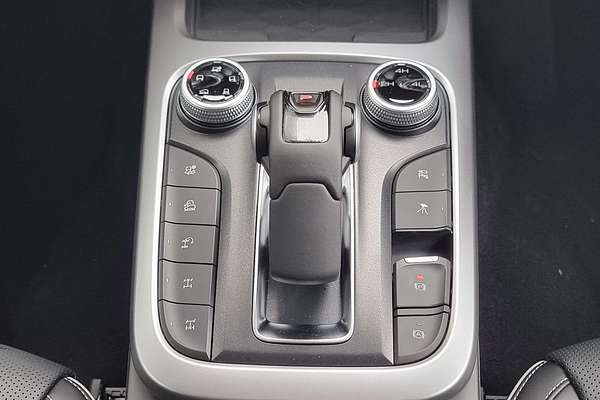 2025 GWM Tank 300 Ultra P01