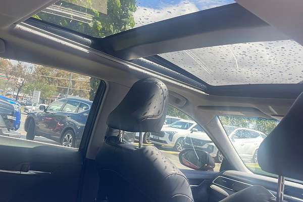 2018 Toyota Camry SL ASV70R