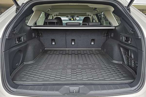 2025 Subaru Outback AWD Touring 6GEN