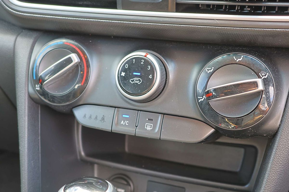 2017 Hyundai Kona Active OS