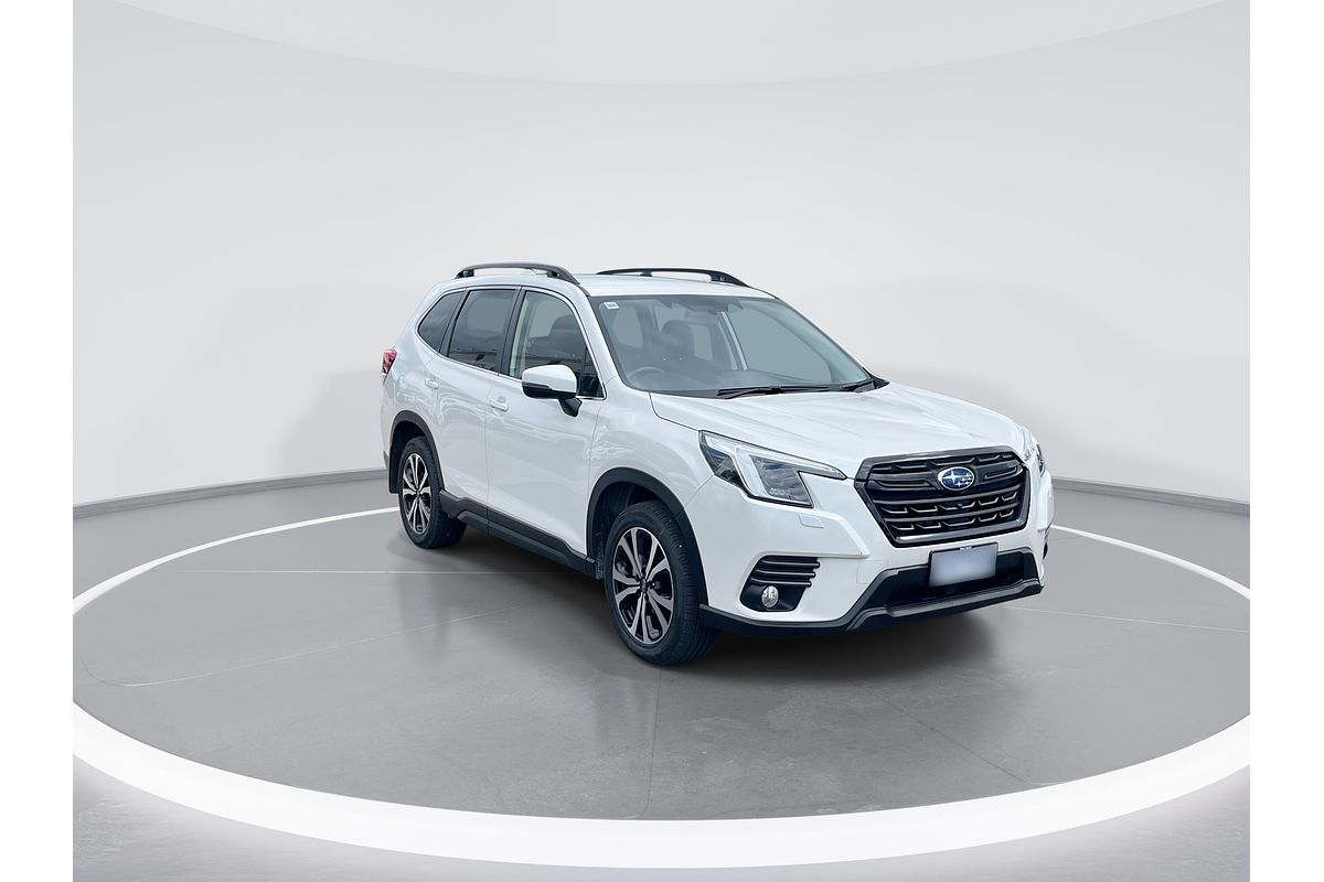 2023 Subaru Forester 2.5i Premium S5
