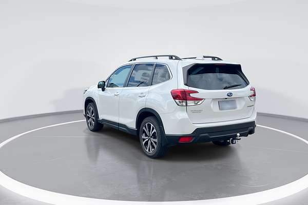 2023 Subaru Forester 2.5i Premium S5