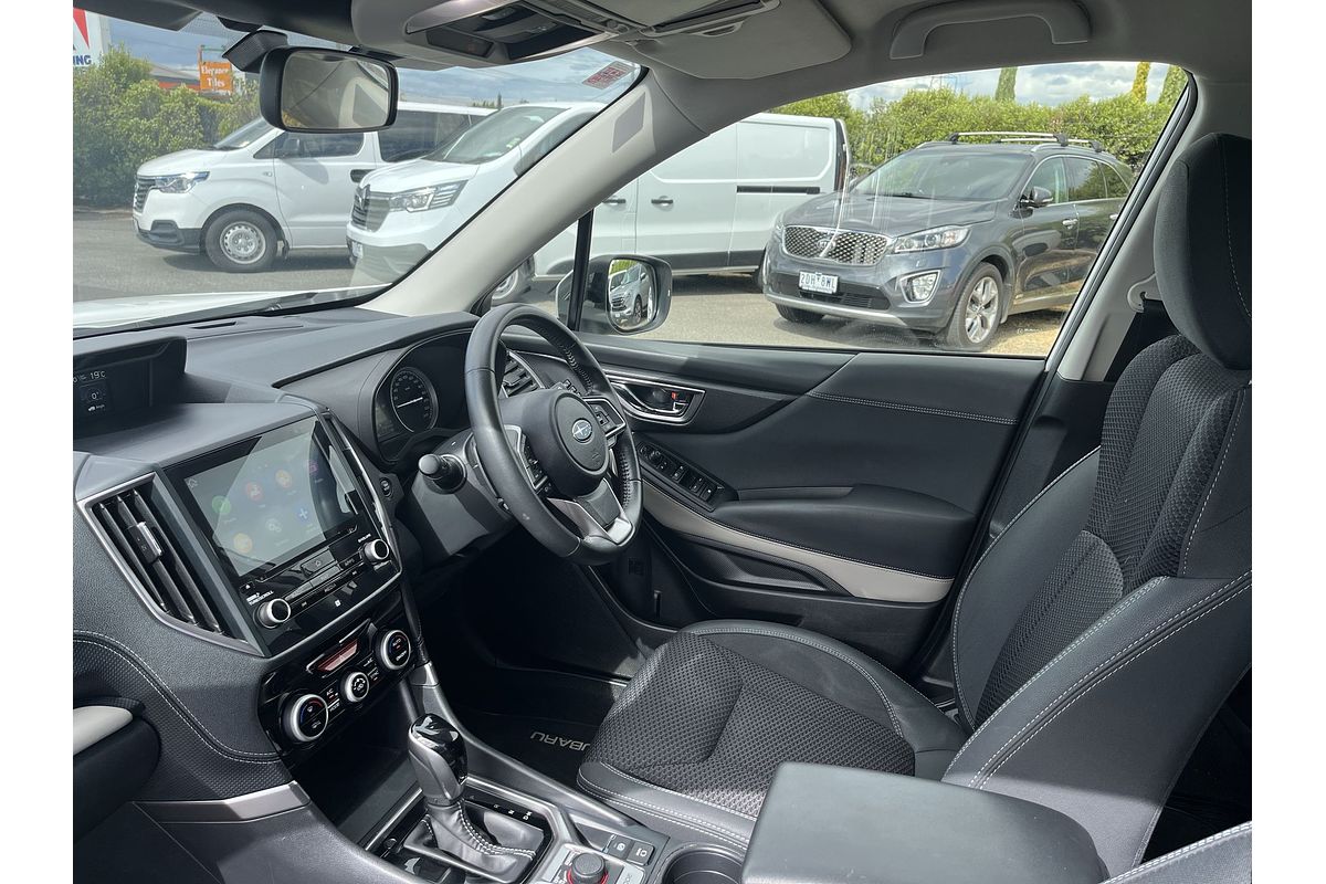 2023 Subaru Forester 2.5i Premium S5