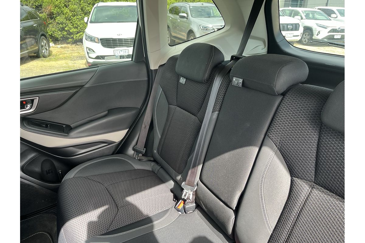 2023 Subaru Forester 2.5i Premium S5