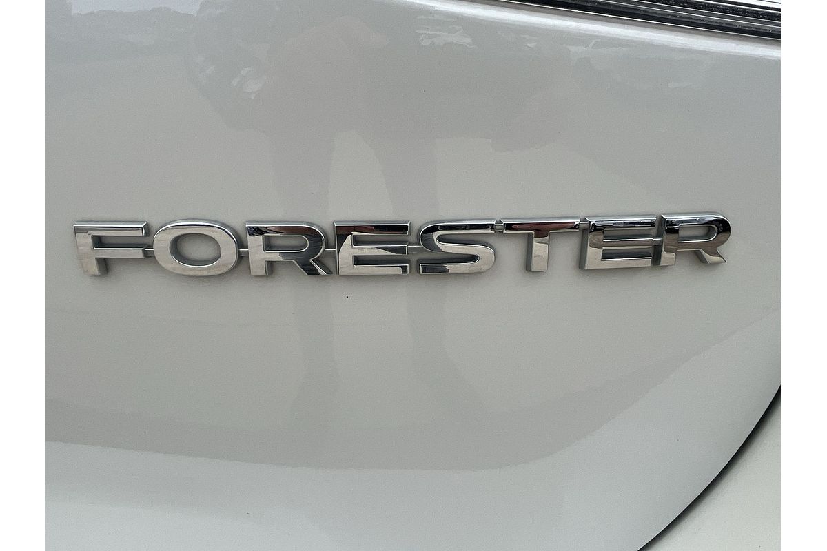 2023 Subaru Forester 2.5i Premium S5