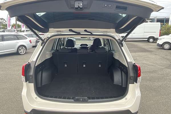 2023 Subaru Forester 2.5i Premium S5