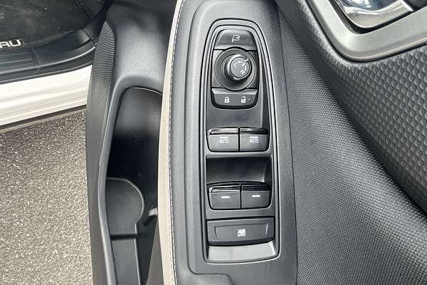 2023 Subaru Forester 2.5i Premium S5