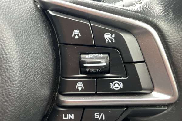 2023 Subaru Forester 2.5i Premium S5