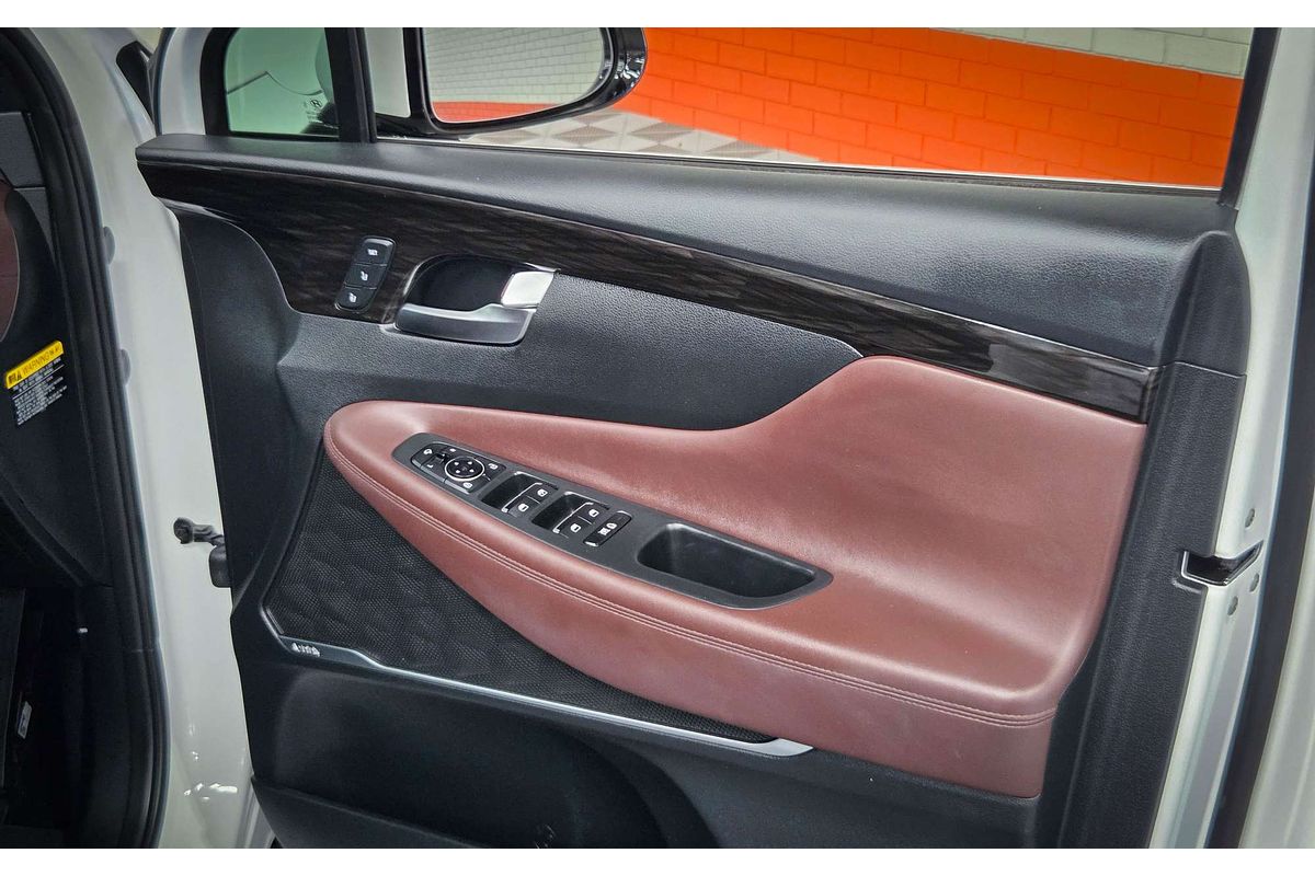 2020 Hyundai Santa Fe Highlander TM.2