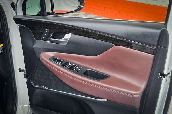 2020 Hyundai Santa Fe Highlander TM.2