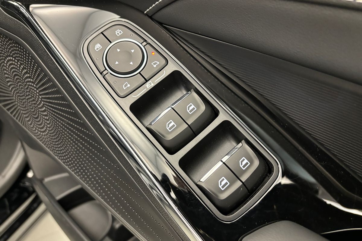 2025 GWM Haval H6 Lux B01