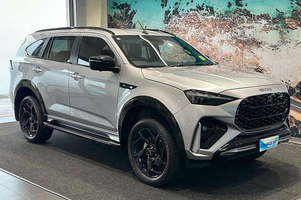 2025 Isuzu MU-X X-TERRAIN