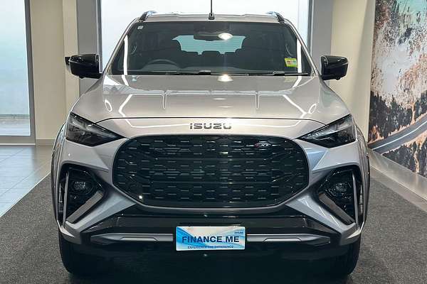 2025 Isuzu MU-X X-TERRAIN