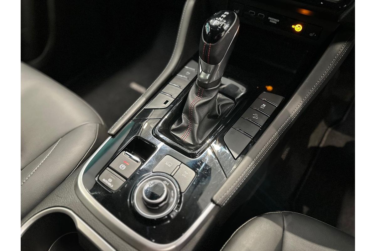 2025 Isuzu MU-X X-TERRAIN