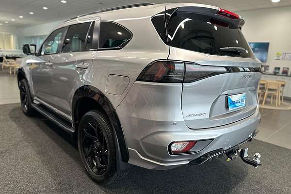 2025 Isuzu MU-X X-TERRAIN