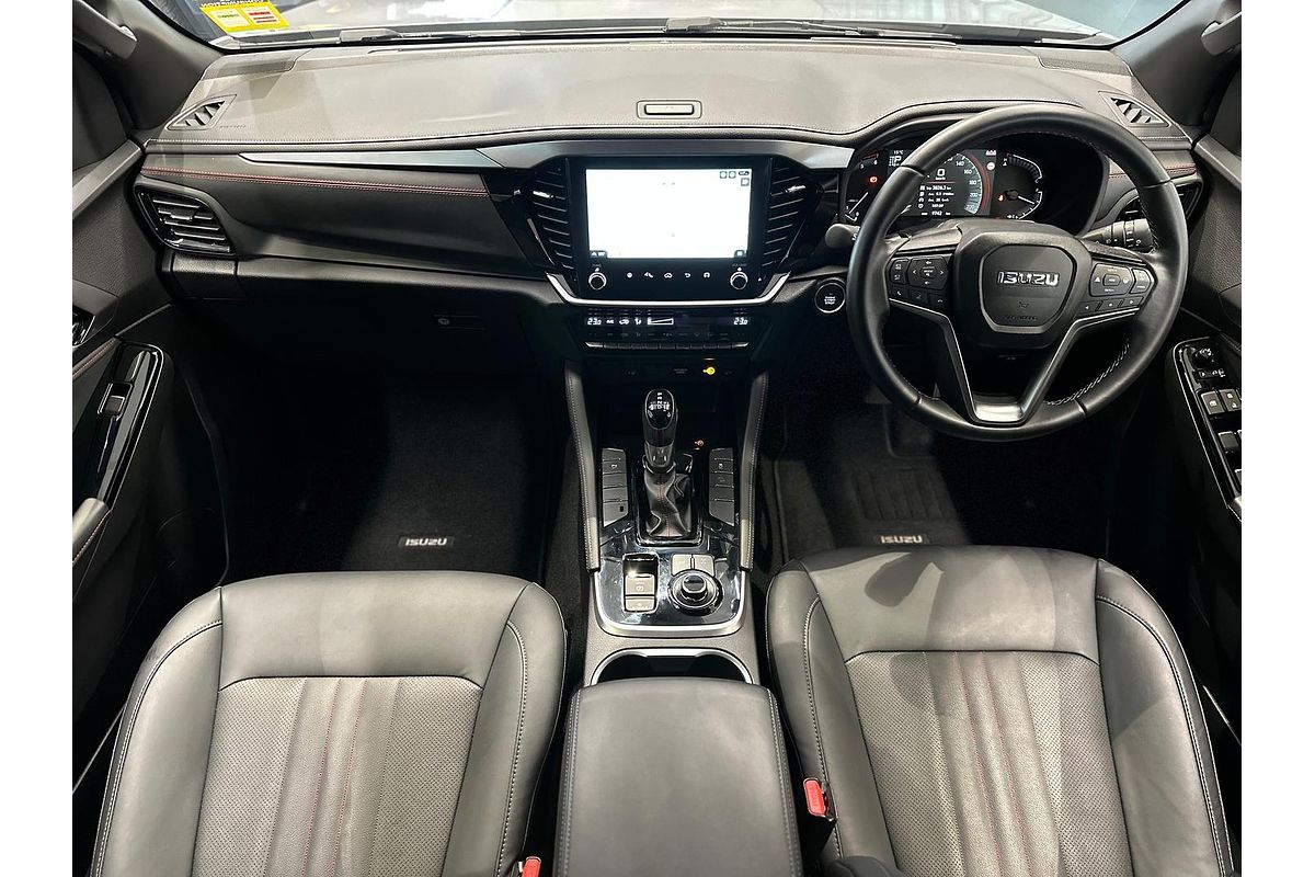 2025 Isuzu MU-X X-TERRAIN