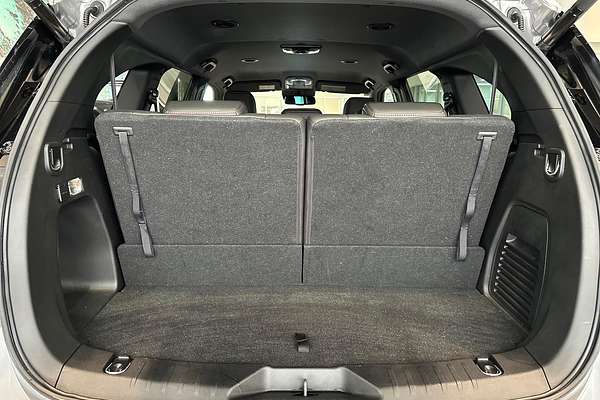 2025 Isuzu MU-X X-TERRAIN