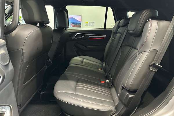 2025 Isuzu MU-X X-TERRAIN