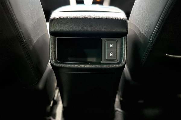 2025 Isuzu MU-X X-TERRAIN