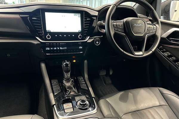 2025 Isuzu MU-X X-TERRAIN