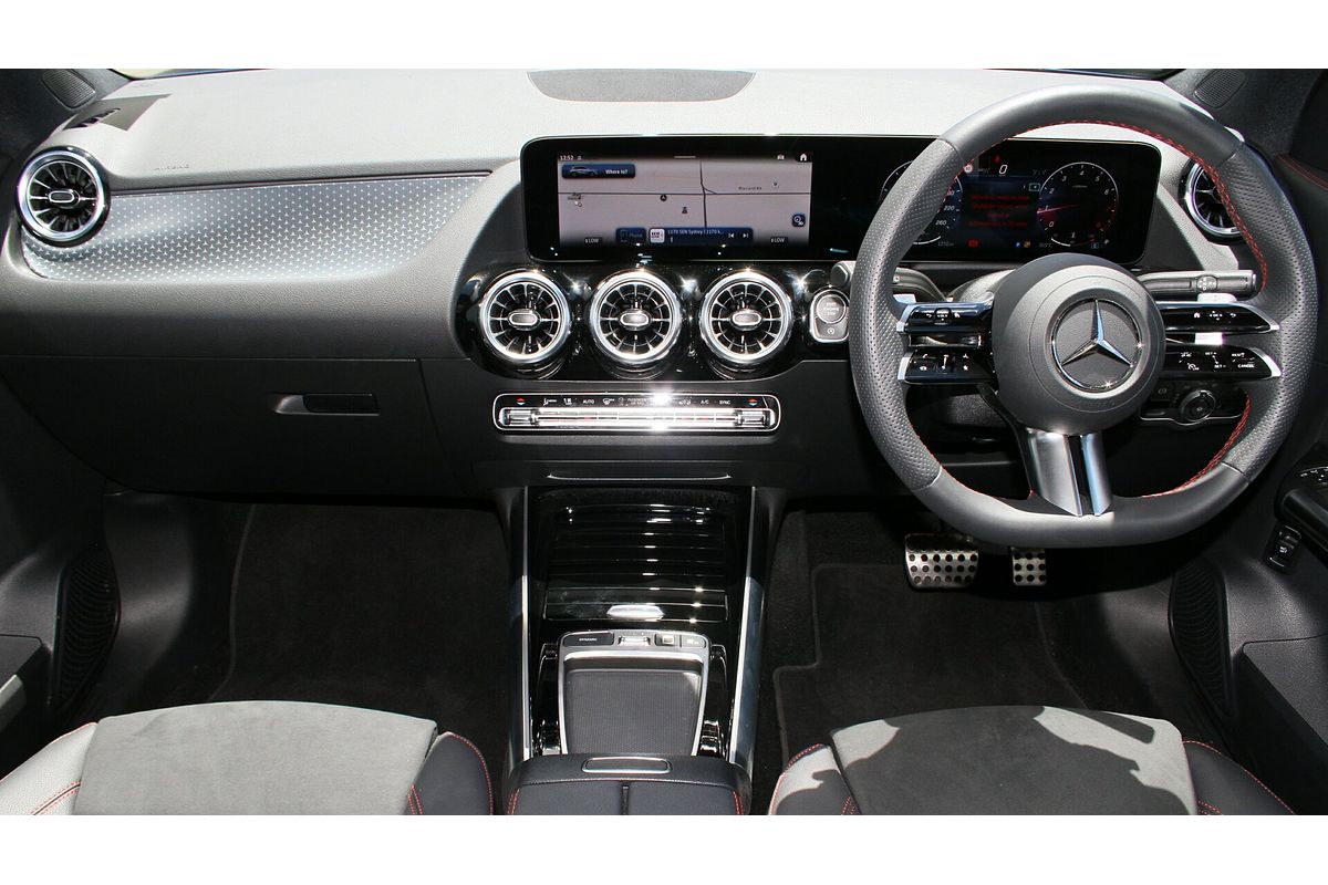 2025 Mercedes-Benz GLA-Class GLA200 H247