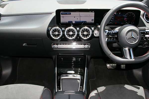 2025 Mercedes-Benz GLA-Class GLA200 H247