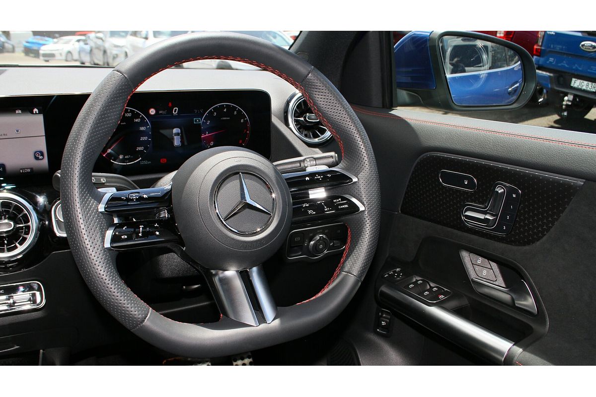 2025 Mercedes-Benz GLA-Class GLA200 H247