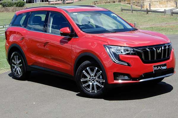 2025 Mahindra XUV700 AX7L