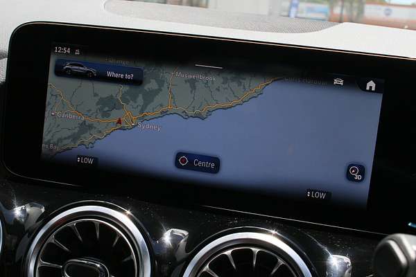 2025 Mercedes-Benz GLA-Class GLA200 H247