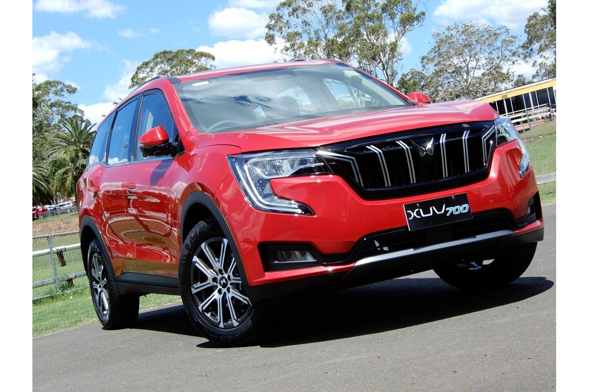 2025 Mahindra XUV700 AX7L