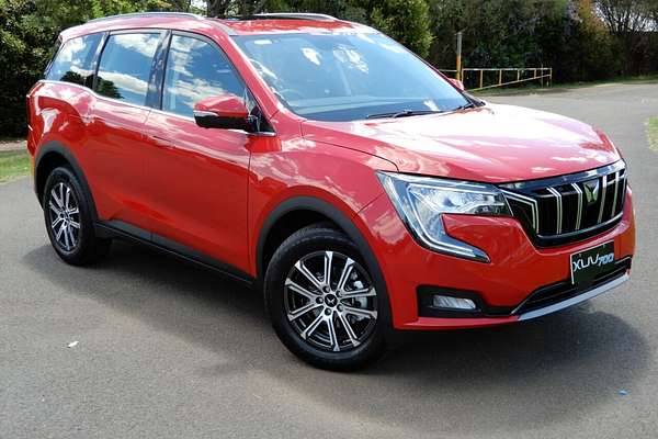 2025 Mahindra XUV700 AX7L