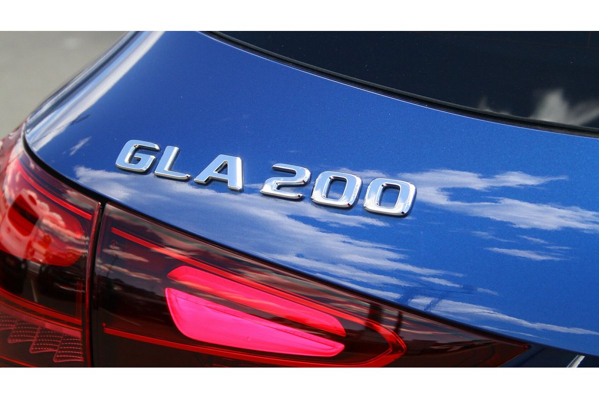 2025 Mercedes-Benz GLA-Class GLA200 H247