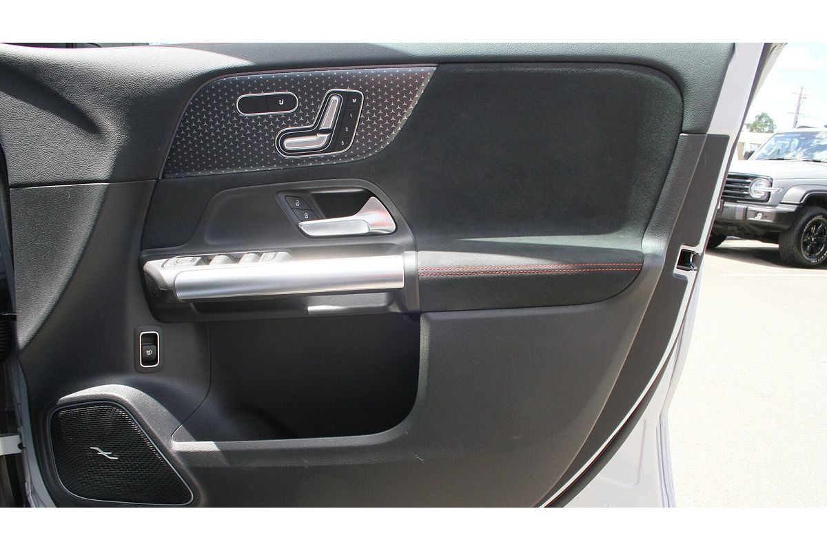 2025 Mercedes-Benz GLA-Class GLA200 H247