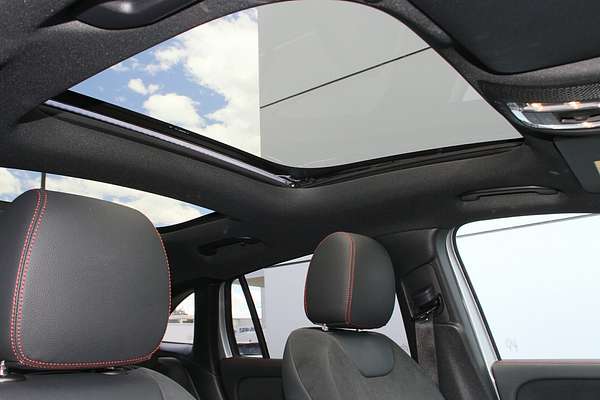 2025 Mercedes-Benz GLA-Class GLA200 H247