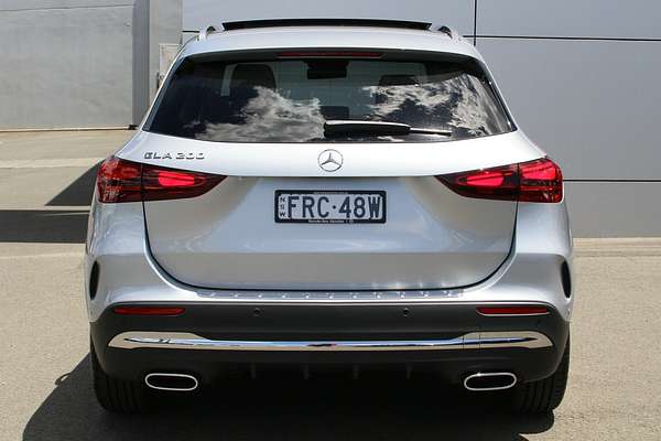 2025 Mercedes-Benz GLA-Class GLA200 H247