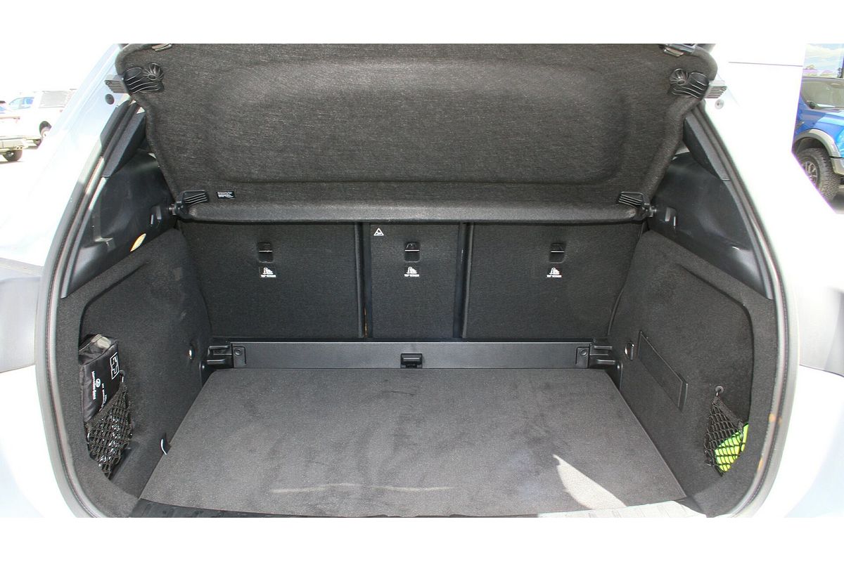 2025 Mercedes-Benz GLA-Class GLA200 H247