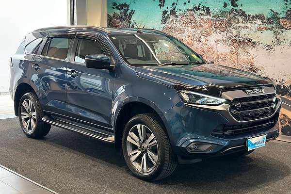 2024 Isuzu MU-X LS-T