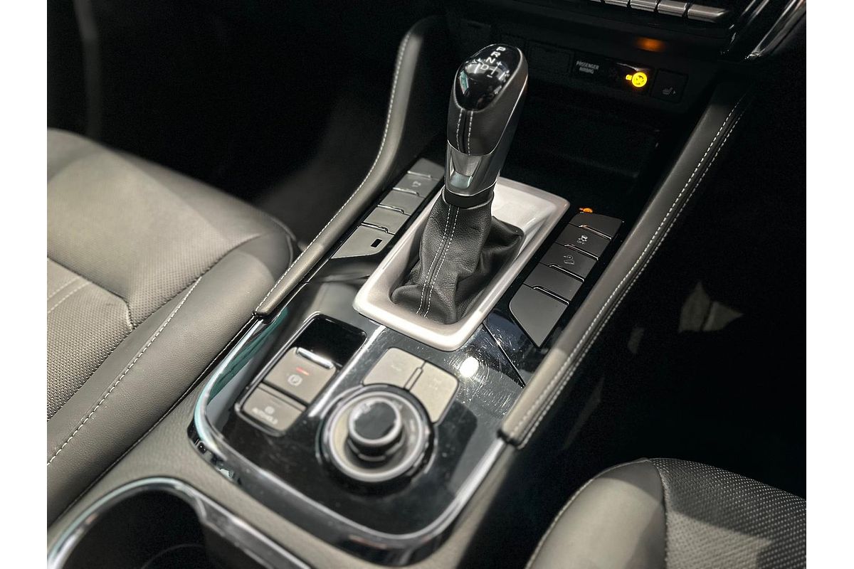 2024 Isuzu MU-X LS-T