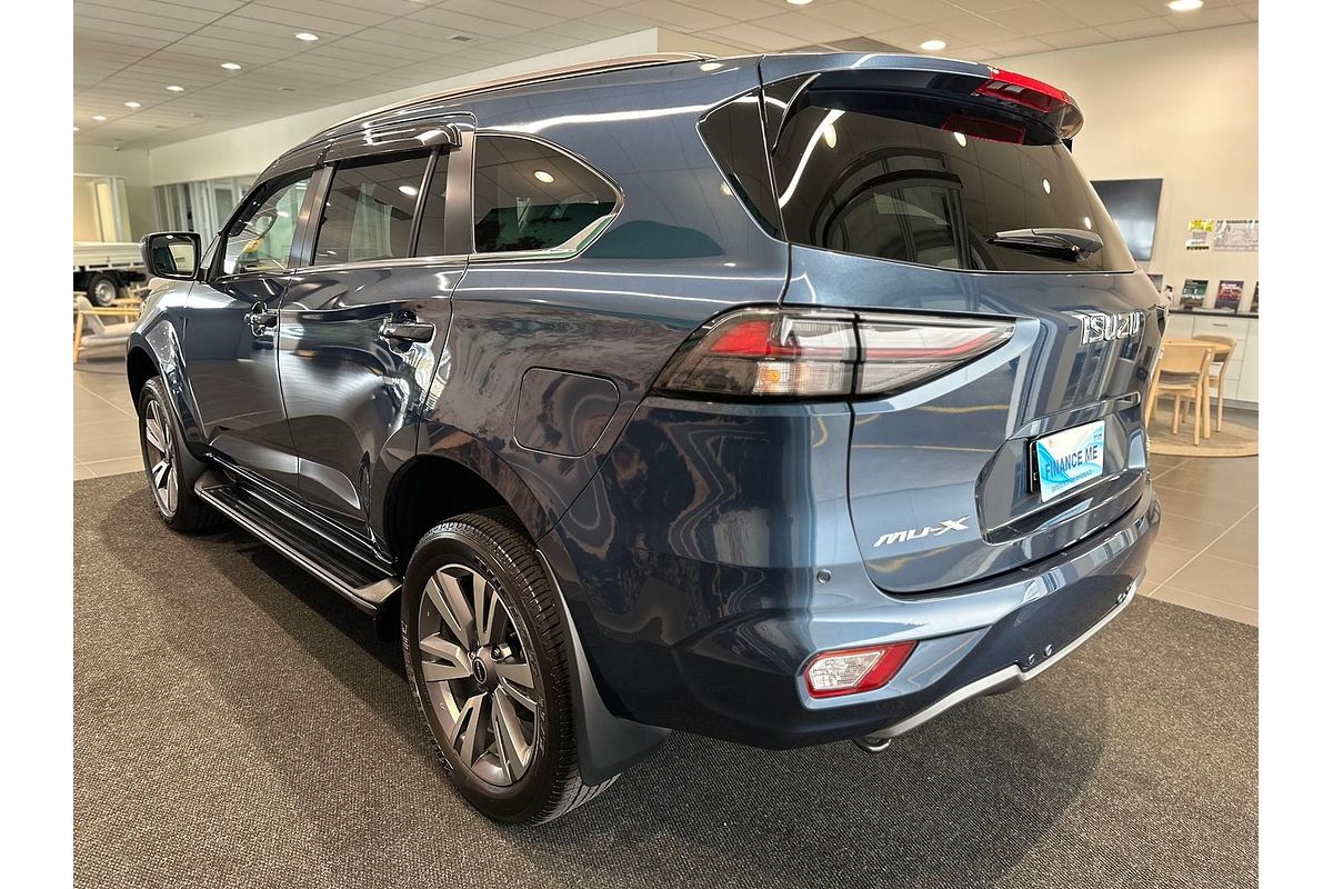 2024 Isuzu MU-X LS-T