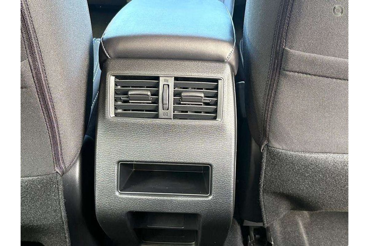 2025 Mitsubishi Outlander ES ZM