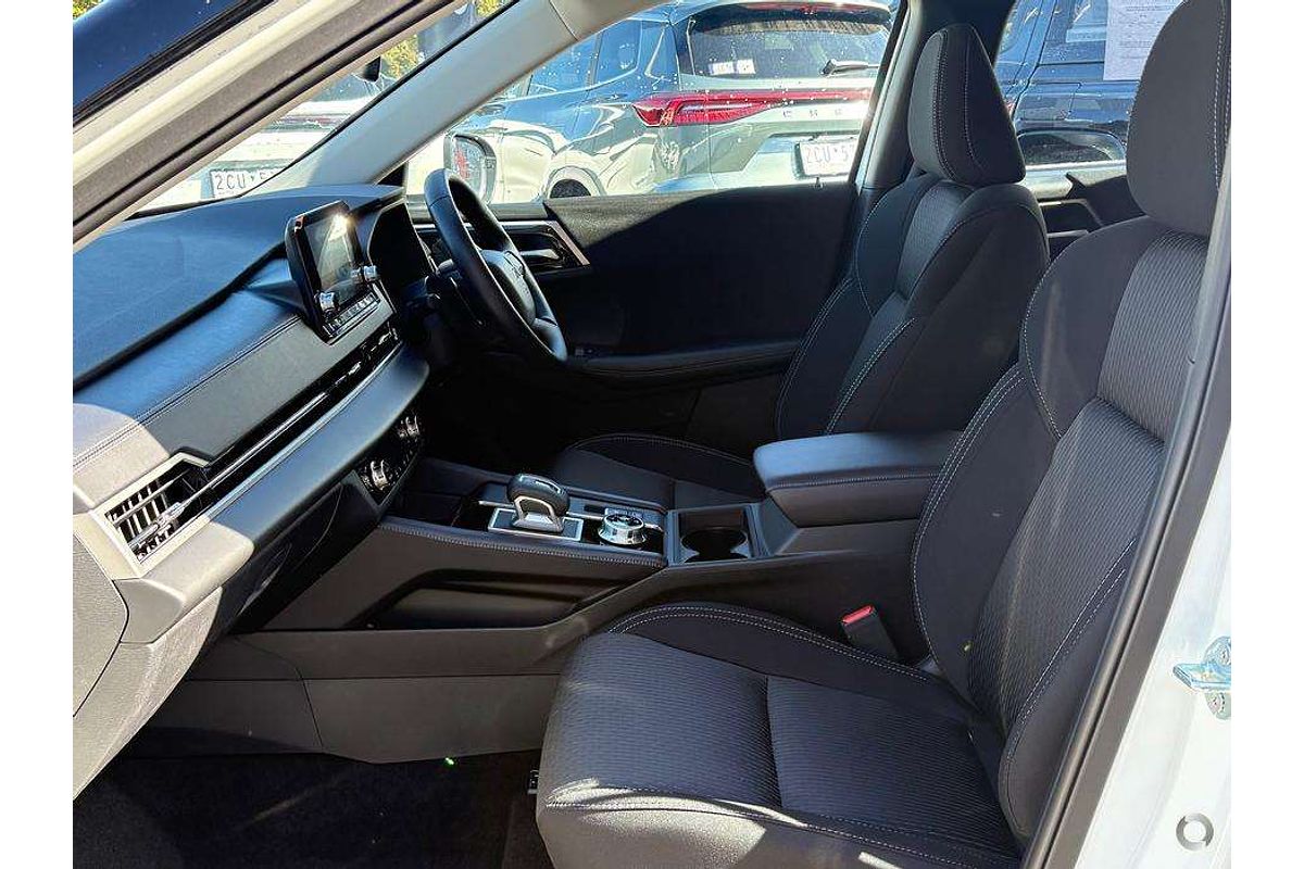 2025 Mitsubishi Outlander ES ZM