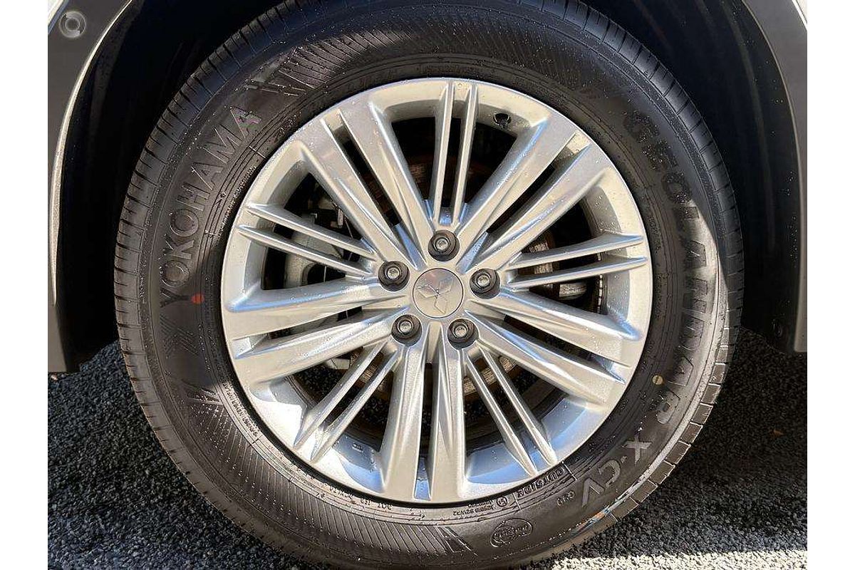 2025 Mitsubishi Outlander ES ZM