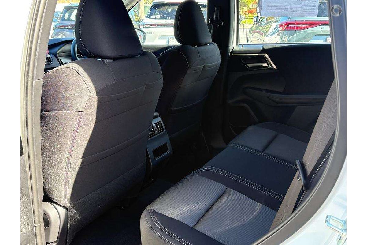 2025 Mitsubishi Outlander ES ZM