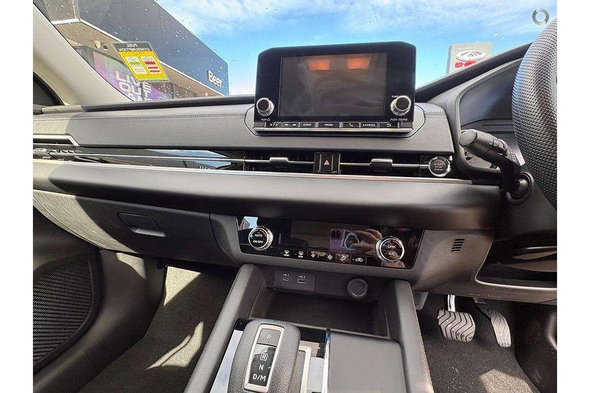 2025 Mitsubishi Outlander ES ZM