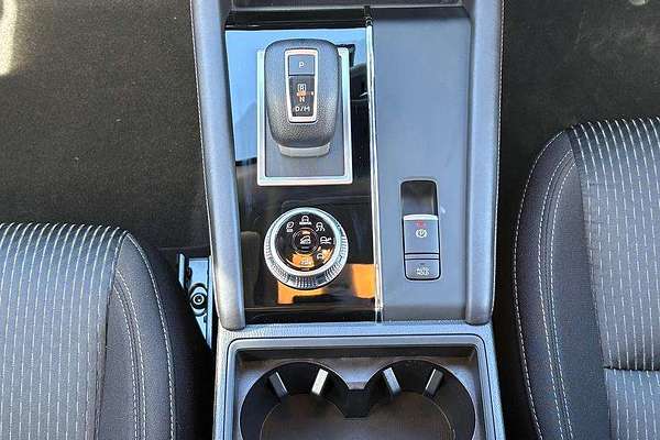 2025 Mitsubishi Outlander ES ZM