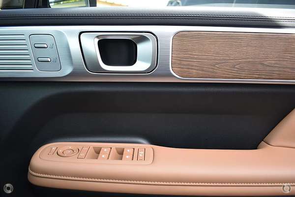 2025 Hyundai Santa Fe Hybrid Calligraphy MX5.V2