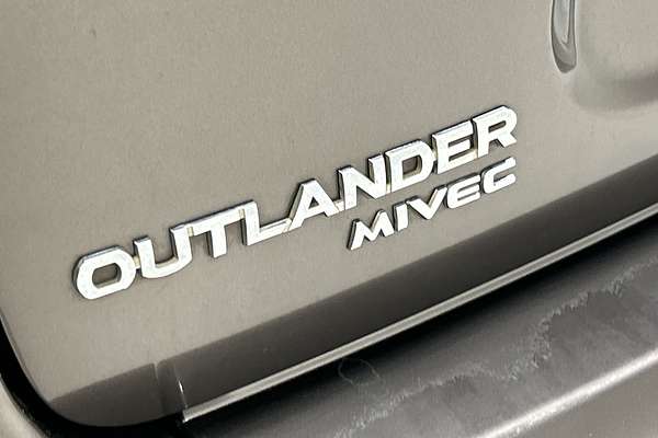 2012 Mitsubishi Outlander XLS ZH