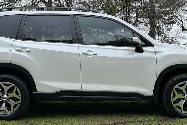 2022 Subaru Forester 2.5i S5