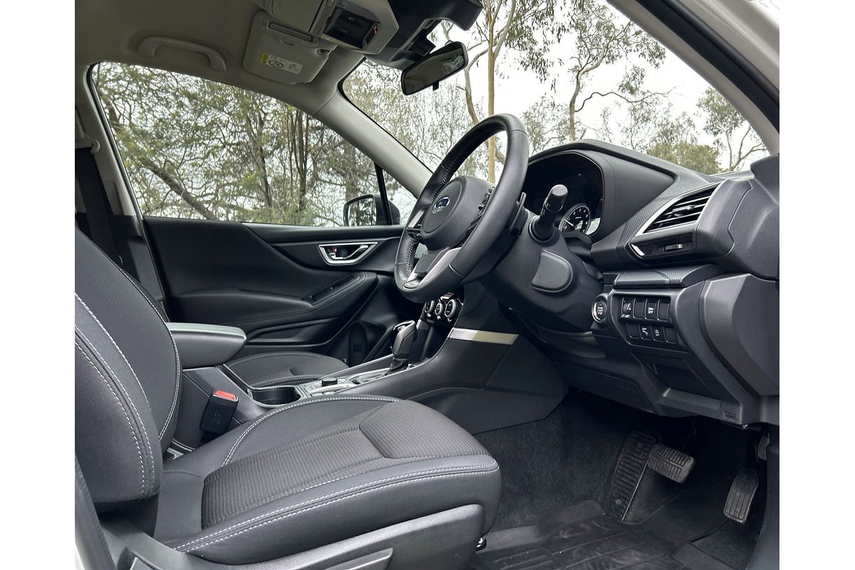 2022 Subaru Forester 2.5i S5