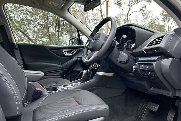 2022 Subaru Forester 2.5i S5